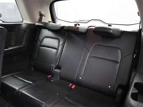 Used 2024 Nissan Pathfinder SL AWD/4WD image 5