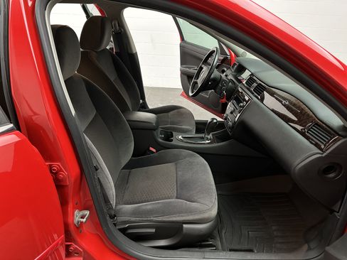 Used 2013 Chevrolet Impala LT image 21