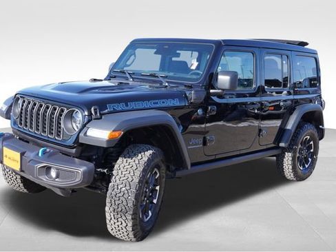 Used 2025 Jeep Wrangler Unlimited Rubicon 4xe w/ Safety Group image 12