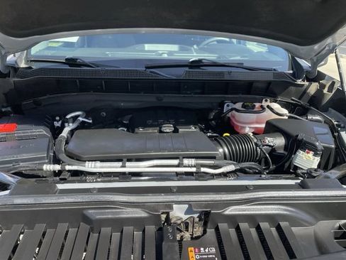 Used 2024 Chevrolet Silverado 1500 Custom RWD image 29