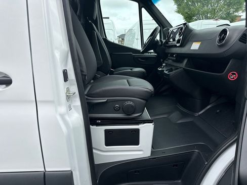 New 2026 Mercedes-Benz Sprinter 2500 image 14