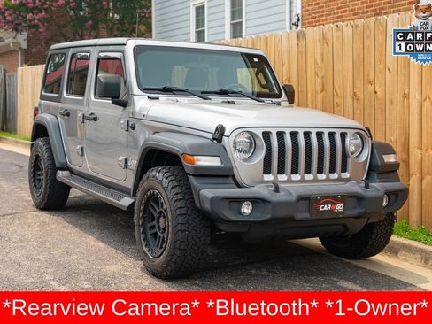 Used 2018 Jeep Wrangler Unlimited Sport S AWD/4WD image 3
