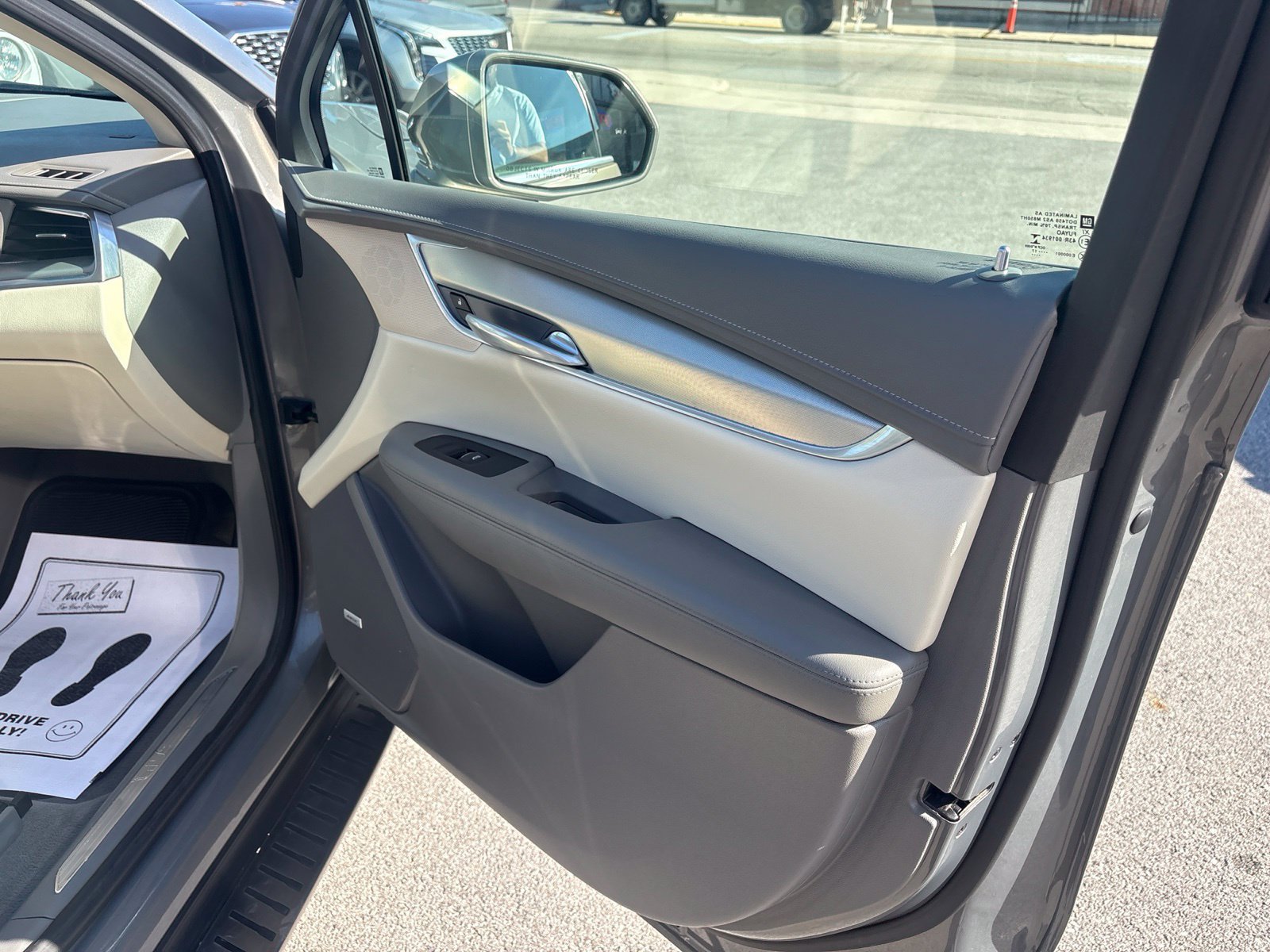 Used 2017 Cadillac XT5 Premium Luxury FWD image 21