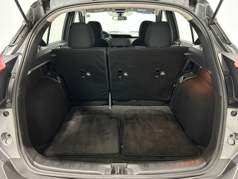 Used 2020 Nissan Kicks S FWD image 30