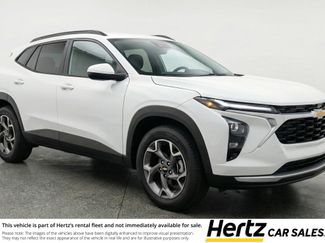 Used 2025 Chevrolet Trax LT video 1