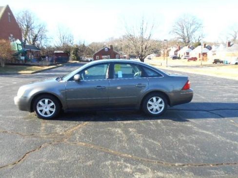 Used 2006 Ford Five Hundred SE image 2