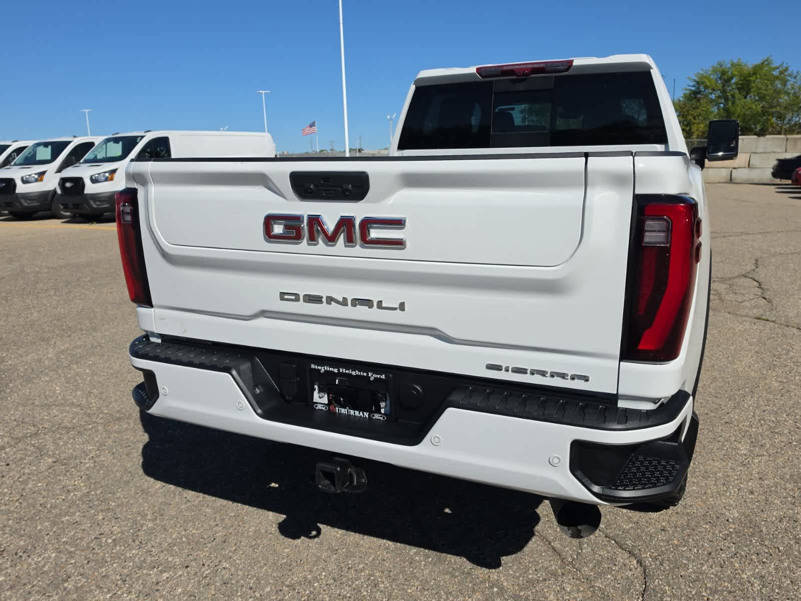 Used 2025 GMC Sierra 2500 Denali w/ Denali Reserve Package AWD/4WD image 9