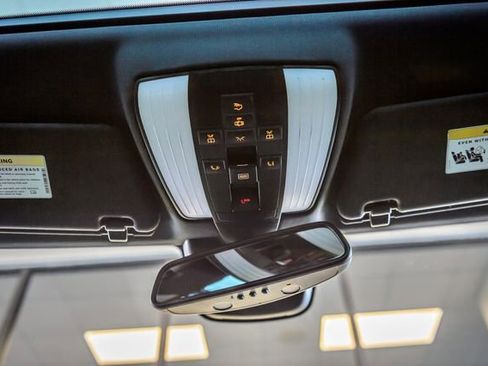 Used 2015 Mercedes-Benz E 350 Sedan image 37