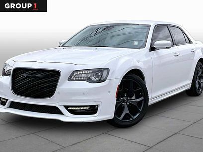 Used 2023 Chrysler 300 Touring L w/ Comfort Group