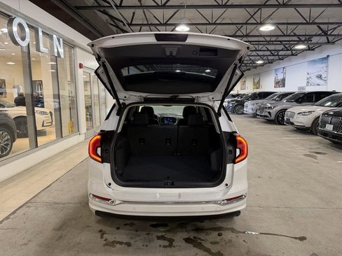 Used 2022 GMC Terrain Denali image 6