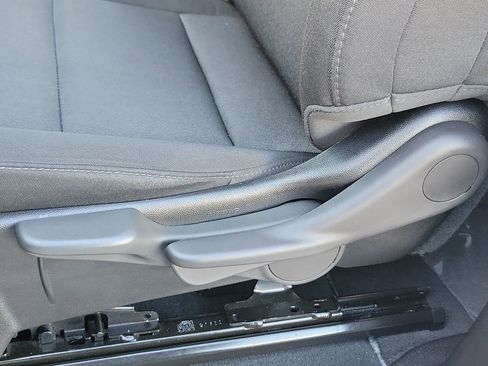 Used 2023 Chevrolet Colorado Trail Boss w/ Advanced Trailering Package image 17