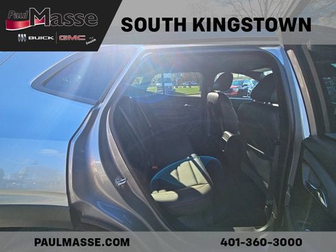 Used 2024 Chevrolet Trax RS FWD image 18