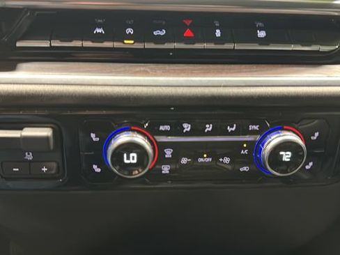 Used 2026 GMC Sierra 1500 SLT AWD/4WD image 20