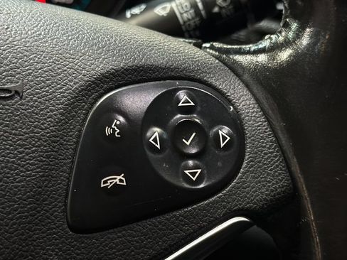 Used 2018 Chevrolet Impala Premier FWD image 24