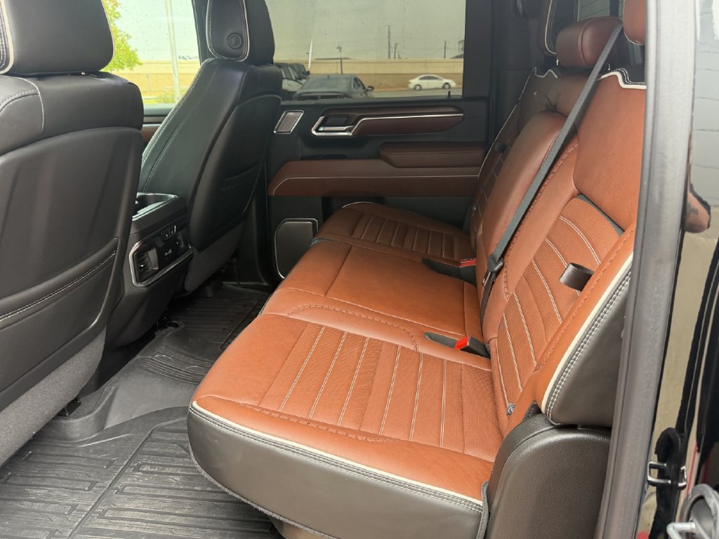 Used 2025 GMC Sierra 2500 Denali Ultimate AWD/4WD image 28