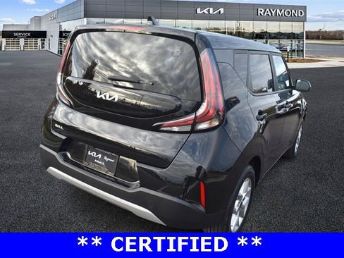 Certified 2024 Kia Soul LX w/ Option Group 015 image 3