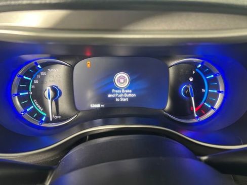 Certified 2023 Chrysler Pacifica Touring-L FWD image 16