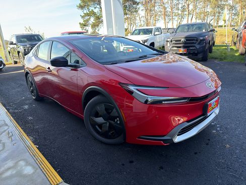 New 2026 Toyota Prius Plug-In Hybrid image 6