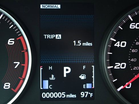 New 2025 Mitsubishi Eclipse Cross ES image 22