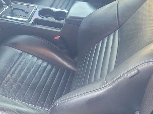 Used 2014 Dodge Challenger SXT Plus RWD image 14