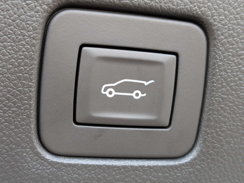 New 2026 Buick Envista Avenir FWD image 18
