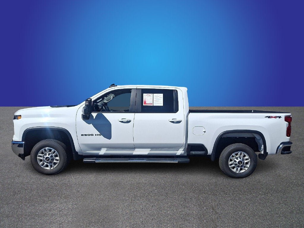 Used 2025 Chevrolet Silverado 2500 LT w/ Convenience Package AWD/4WD image 7