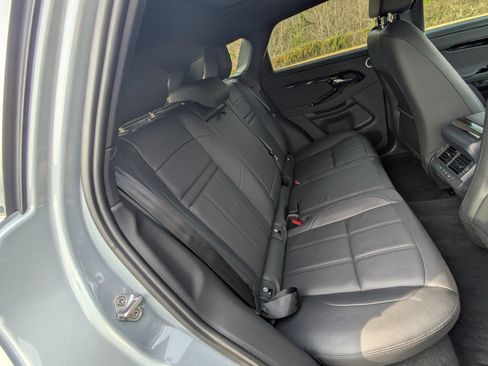 Certified 2025 Land Rover Range Rover Evoque S image 28