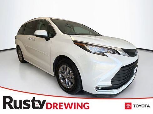 Certified 2023 Toyota Sienna XLE w/ XLE Plus Package AWD/4WD image 1
