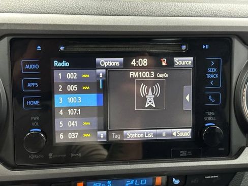 Used 2019 Toyota Tacoma SR AWD/4WD image 16