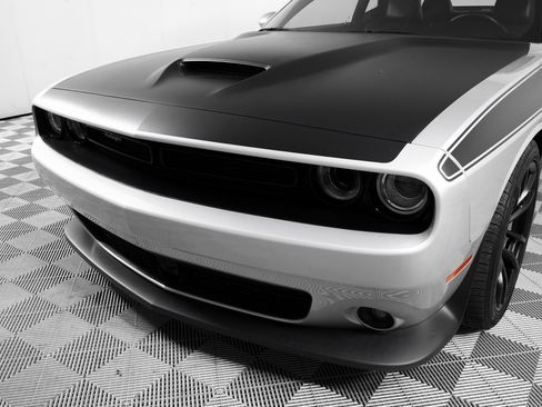 Used 2023 Dodge Challenger R/T Scat Pack w/ T/A Package image 27