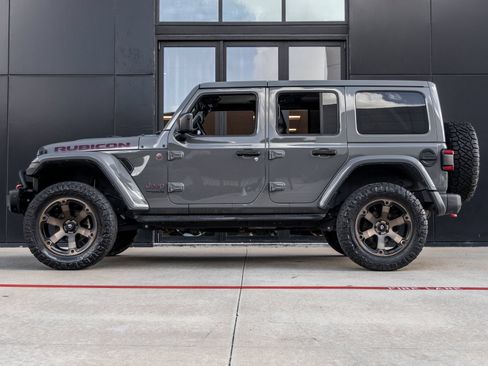 Used 2021 Jeep Wrangler Unlimited Rubicon AWD/4WD image 9