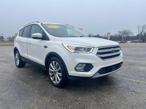 Used 2017 Ford Escape Titanium w/ Equipment Group 301A image 4