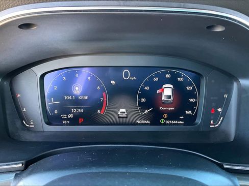 Used 2024 Acura Integra image 22