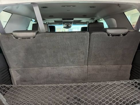 Used 2017 GMC Yukon Denali w/ Open Road Package AWD/4WD image 28