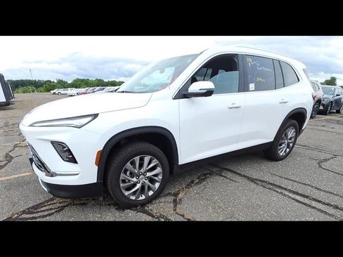 Used 2026 Buick Enclave Preferred AWD/4WD image 7