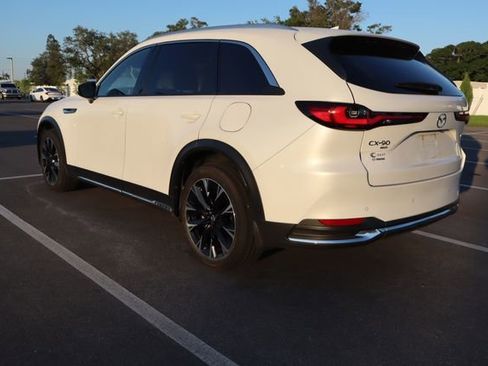 Used 2024 MAZDA CX-90 Plug-In Hybrid w/ Premium Plus AWD/4WD image 3