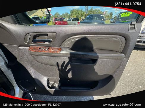 Used 2010 GMC Yukon Denali image 27