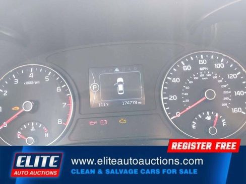 Used 2018 Kia Optima EX w/ Technology Package image 13