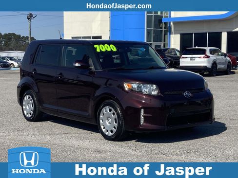 Used 2015 Scion xB 5dr Wgn Auto (Natl) FWD image 1
