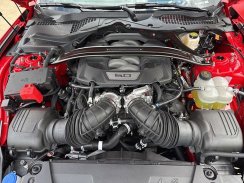 Used 2026 Ford Mustang Dark Horse RWD image 16