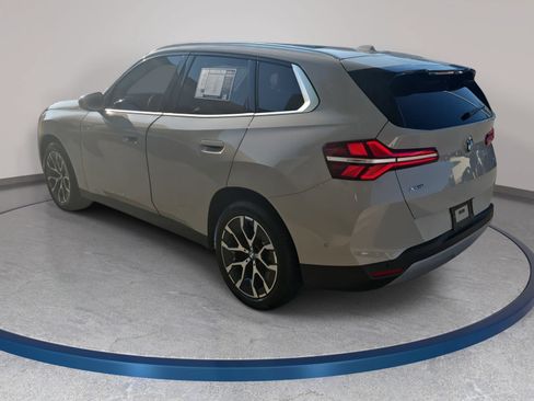 Used 2025 BMW X3 xDrive30i w/ Premium Package AWD/4WD image 7