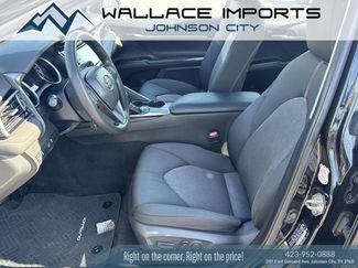 Used 2019 Toyota Camry LE video 4