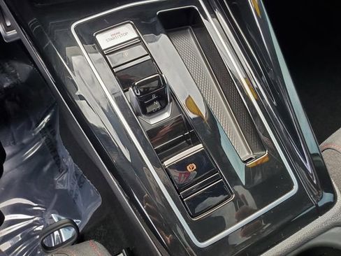 Used 2024 Volkswagen GTI SE image 22