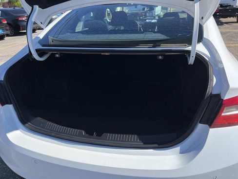 Used 2025 Chevrolet Malibu LT FWD image 10