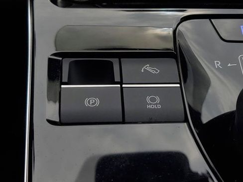 Certified 2023 Subaru Solterra AWD image 30