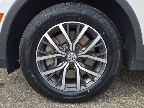Used 2021 Volkswagen Tiguan S AWD/4WD image 9
