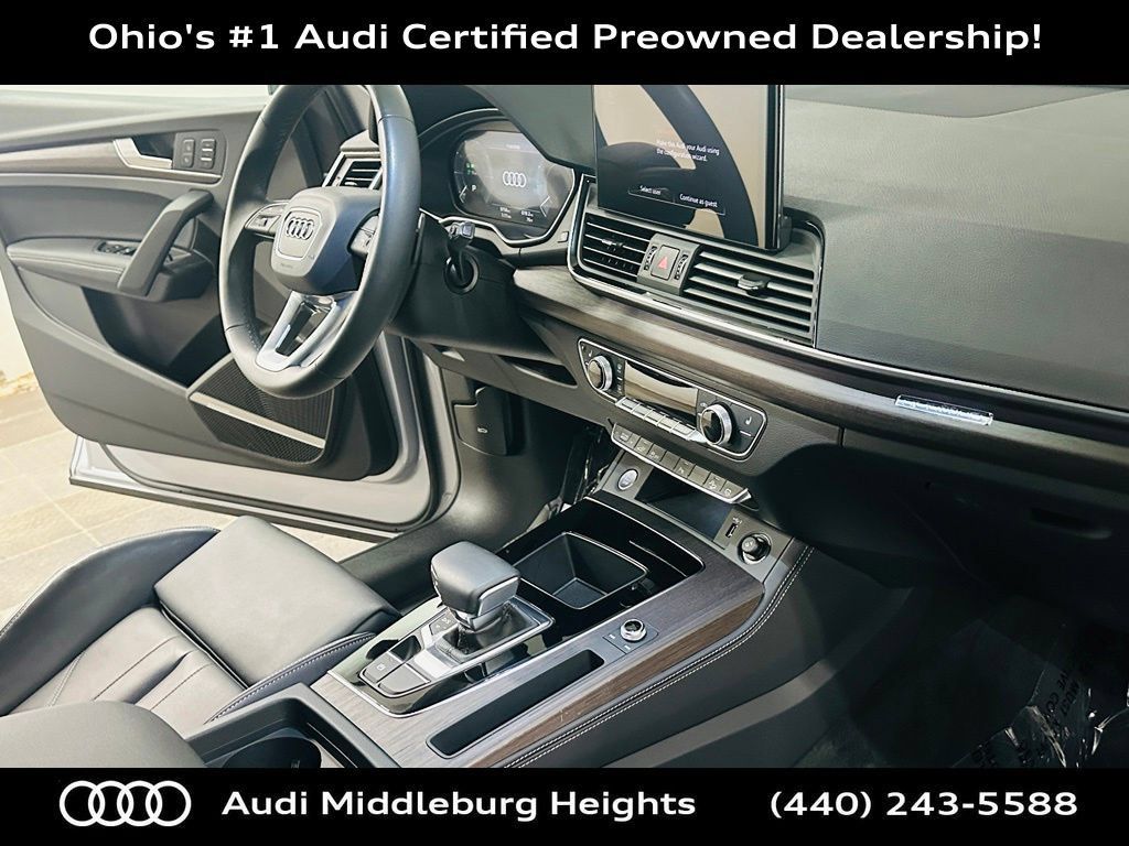 Certified 2025 Audi Q5 e Premium Plus w/ Premium Plus Package AWD/4WD image 11