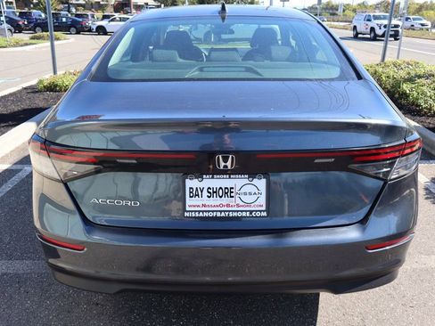 Used 2023 Honda Accord EX image 6