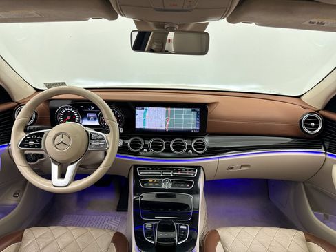Used 2019 Mercedes-Benz E 300 image 22