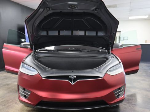 Used 2020 Tesla Model X Long Range AWD/4WD image 53